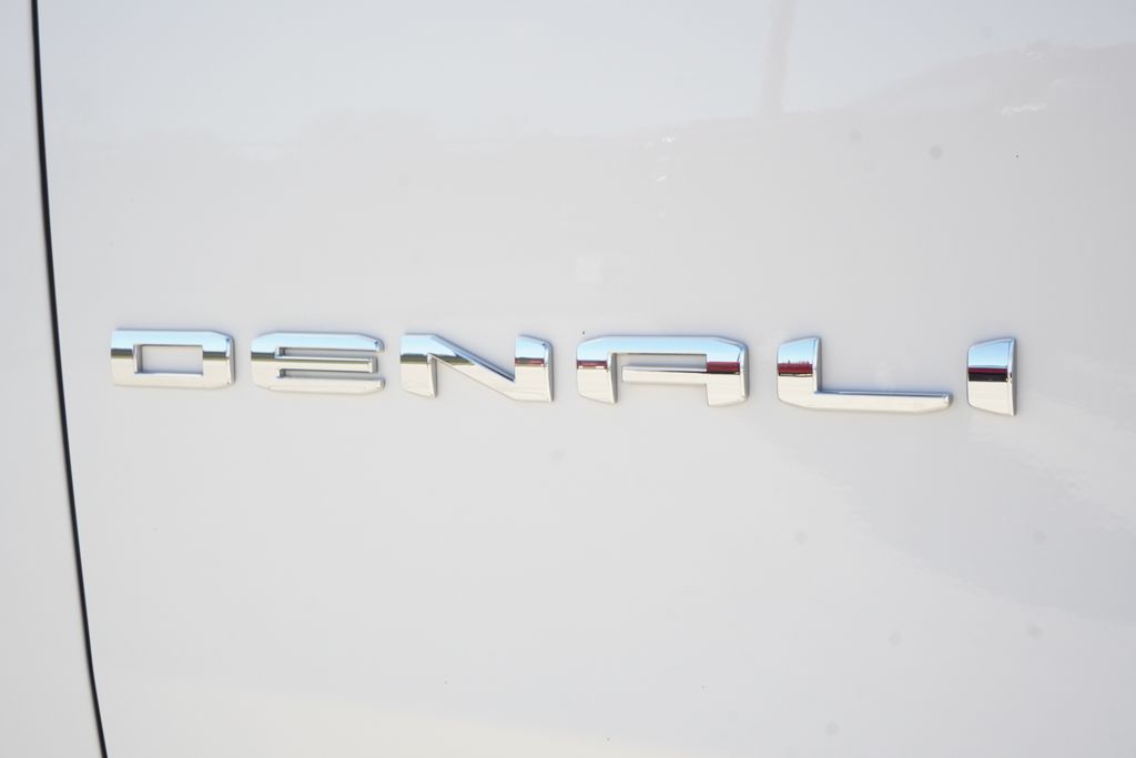 Used Car 2025 Gmc Yukon  Denali For Sale Under $70,000 In Weatherford, Texas