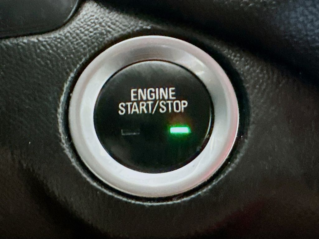 Used 2020 Silver Chevrolet LT image 26