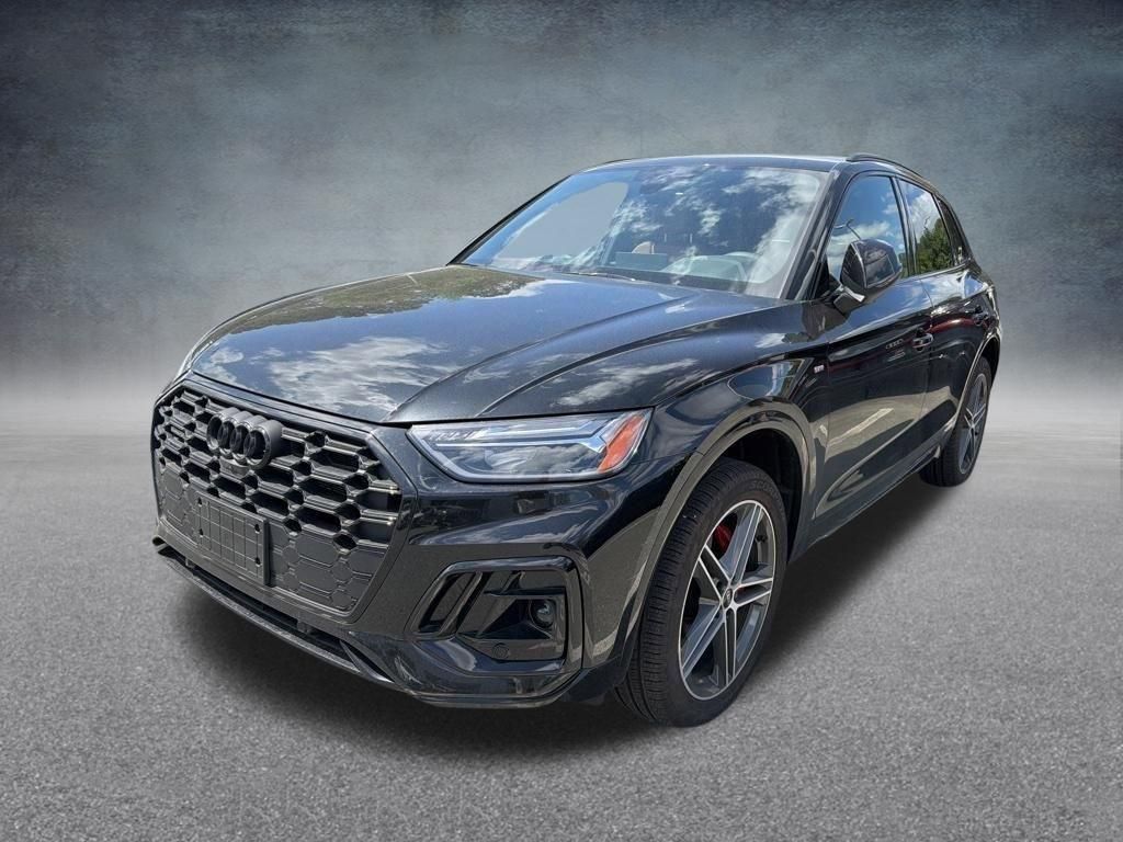 Mythos Black Metallic 2025 Audi Q5 Hybrid Plug-in e quattro Premium Plus S Line 55 TFSI AWD SUV / Crossover All-Wheel Drive 7-Speed Automatic