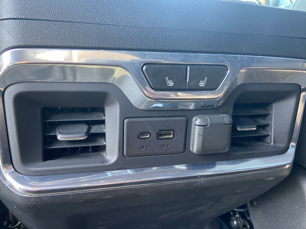 2021 Chevrolet Silverado 1500 LTZ 19