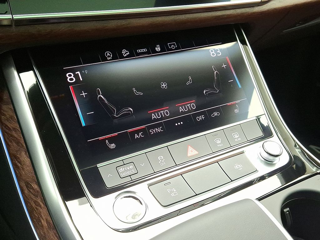 Thumbnail: 2026 Audi Q7 - 11