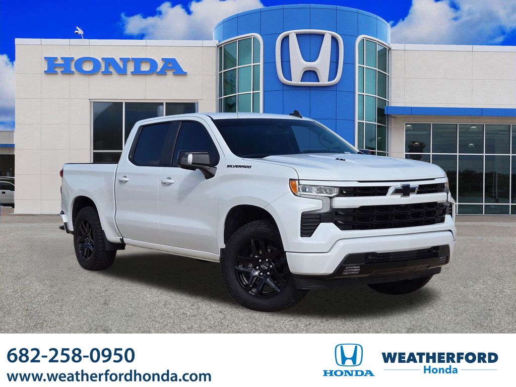 2022 Chevrolet Silverado RST