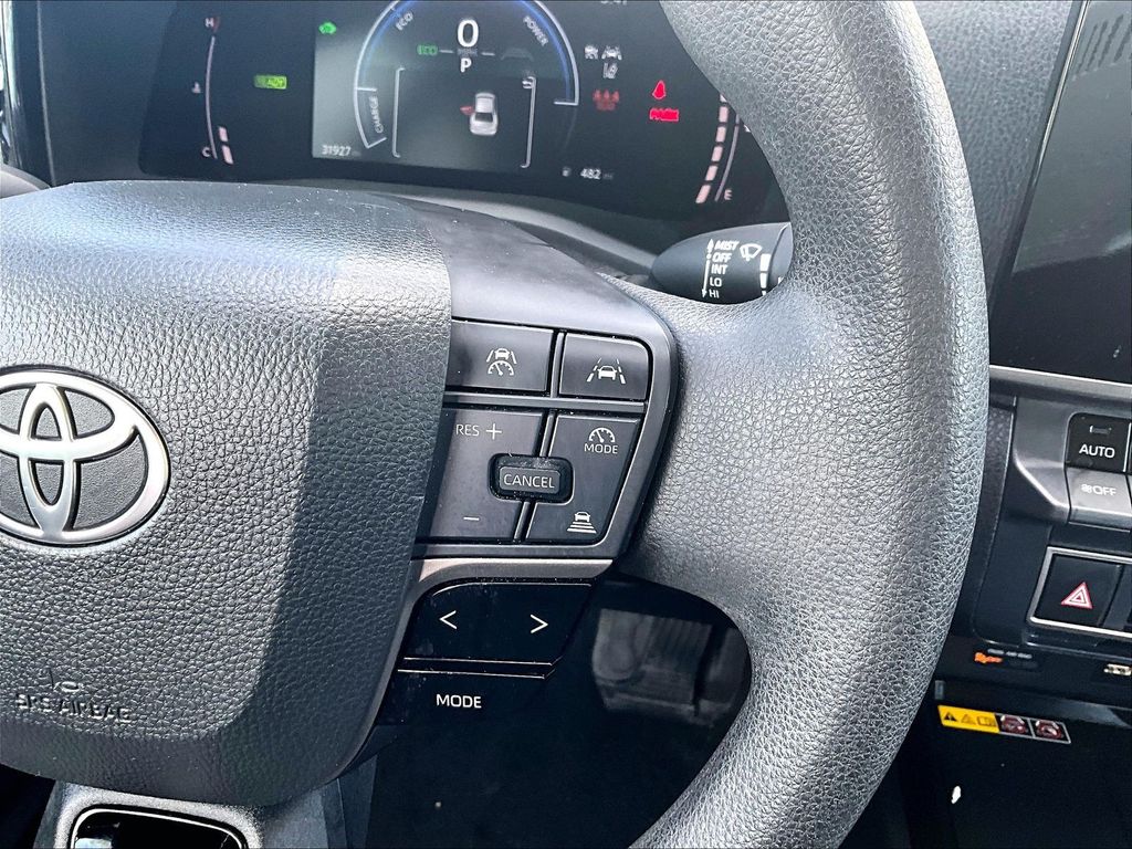 2025 Toyota Camry — photo 24