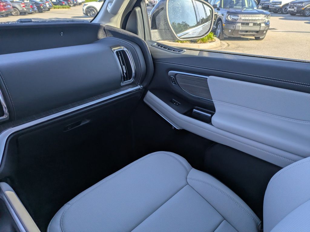 2026 Ford Expedition Max Platinum MAX