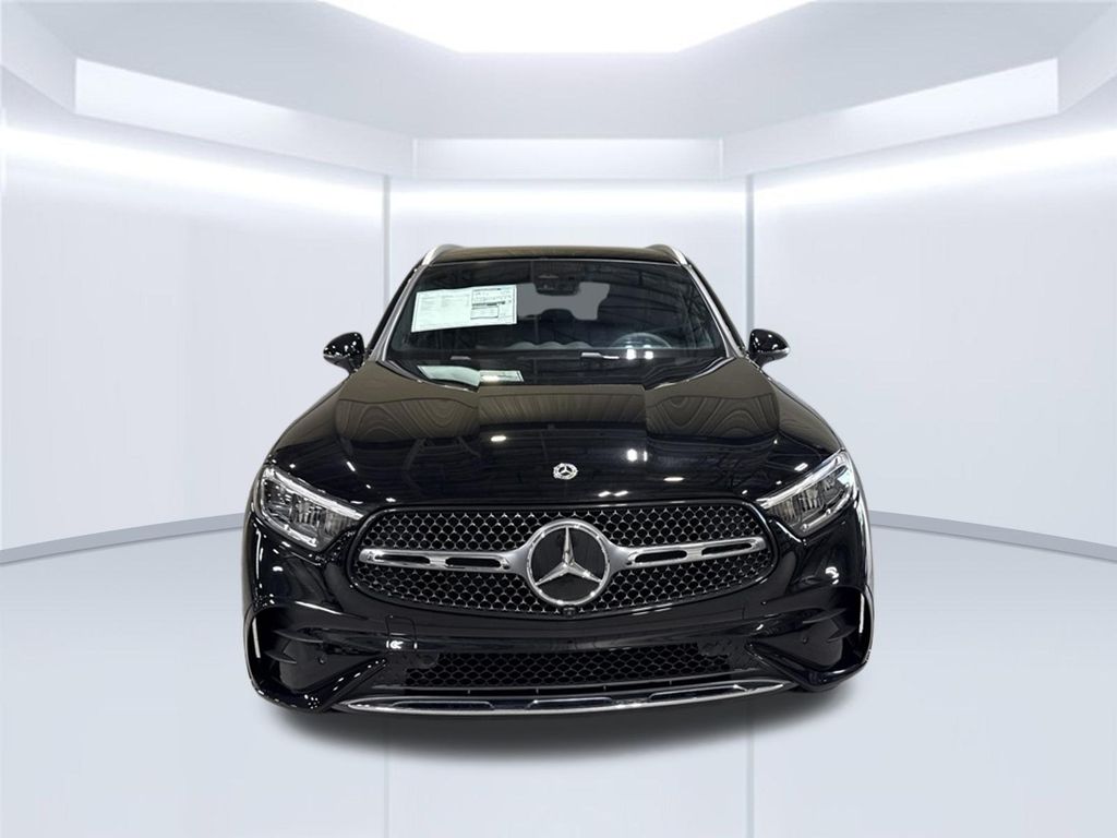 Thumbnail: 2027 Mercedes-Benz GLC - 8