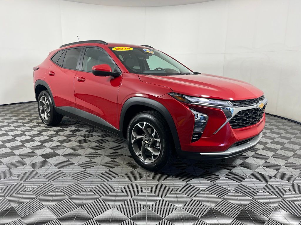 Thumbnail: 2026 Chevrolet Trax - 6