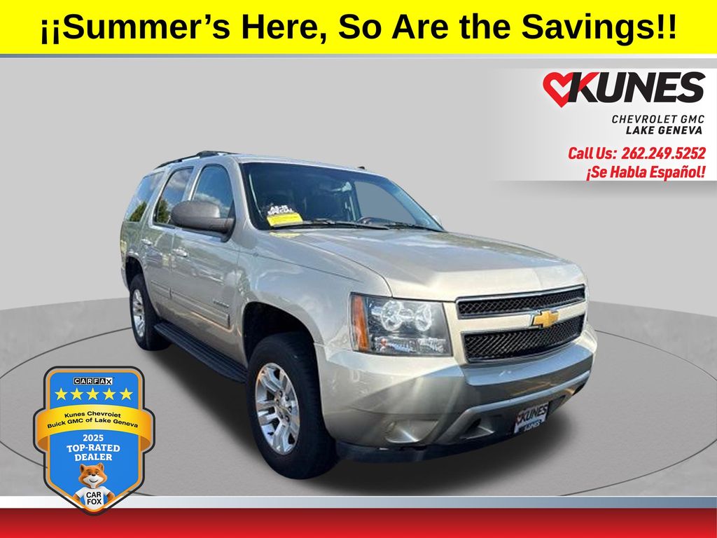 Champagne Silver Metallic 2013 Chevrolet Tahoe SUV / Crossover 4X2 6-Speed Automatic Overdrive