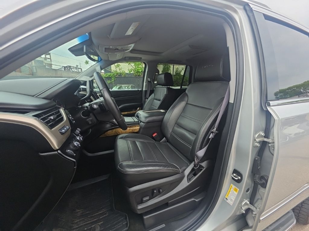 used 2017 GMC Yukon car, priced at $24,895