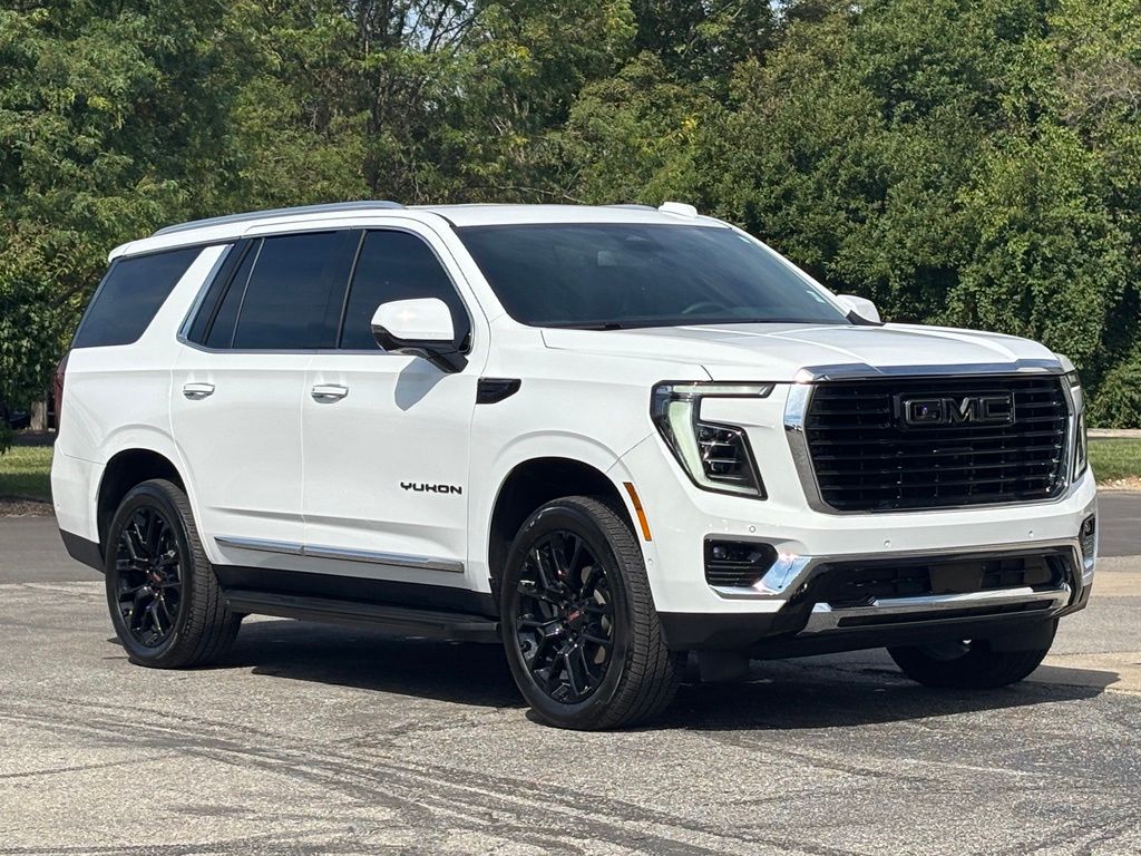 Summit White 2025 GMC Yukon SUV / Crossover Four-Wheel Drive 