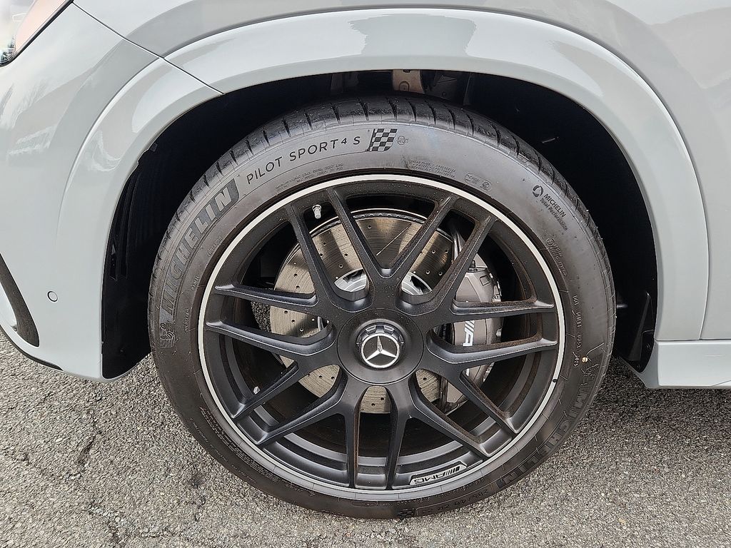 Thumbnail: 2026 Mercedes-Benz GLE - 5