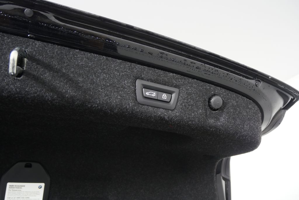 Thumbnail: 2023 BMW 5 Series - 14