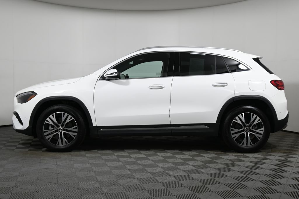 Thumbnail: 2025 Mercedes-Benz GLA - 2