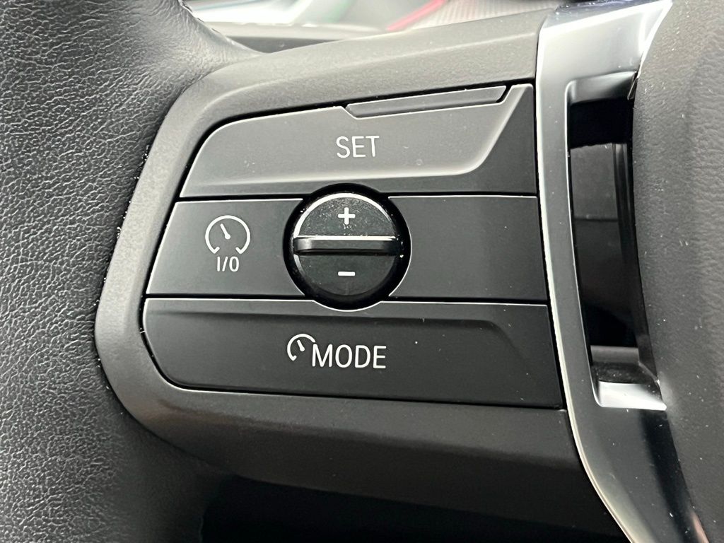 Thumbnail: 2025 BMW X2 - 18