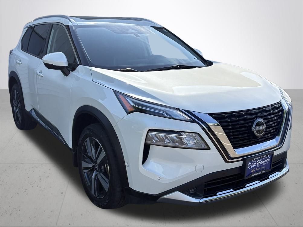 2022 Nissan Rogue Platinum photo 4