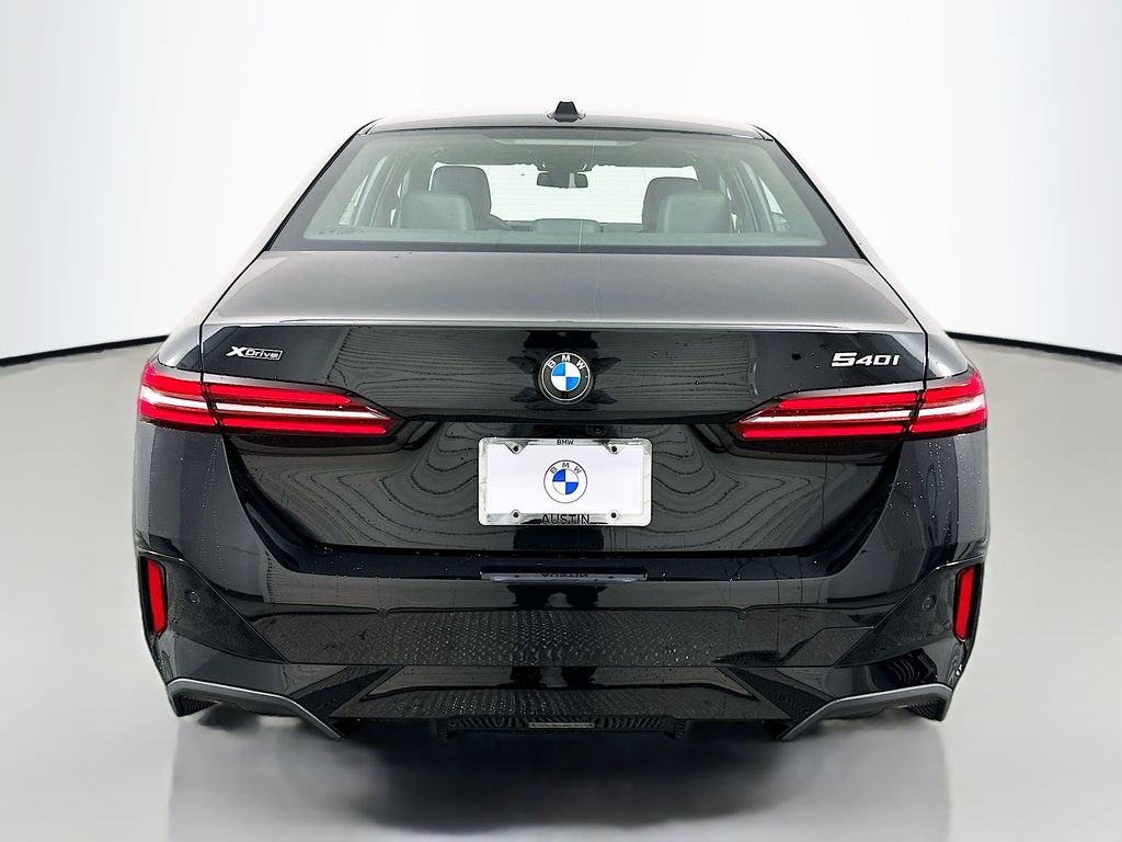 Thumbnail: 2026 BMW 5 Series - 6