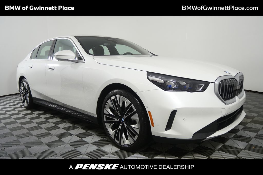 Thumbnail: 2025 BMW 5 Series - 1
