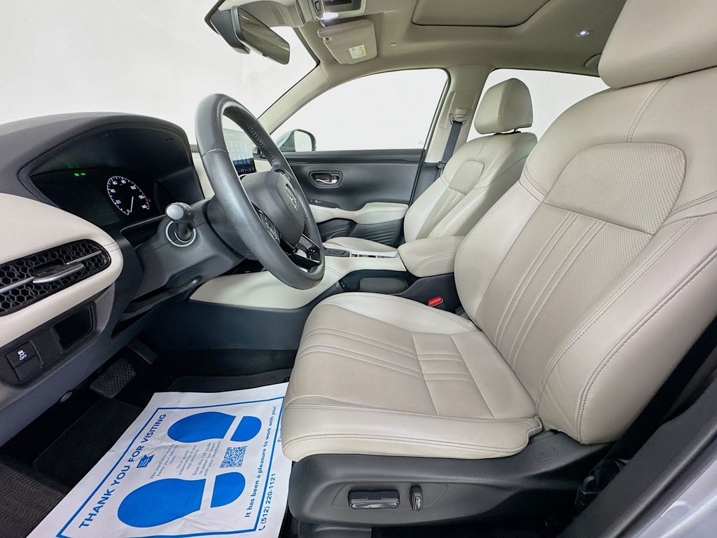 Used Car 2024 Honda Hr-v  Ex-l For Sale Under $30,000 In Austin, Texas