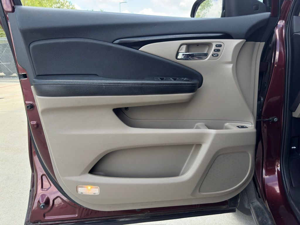 2018 Honda Pilot Elite  at Autostrade