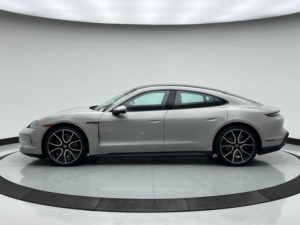 Thumbnail: 2025 Porsche Taycan - 2