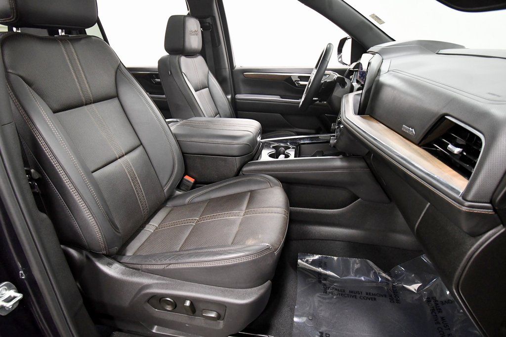 Used 2025 Chevrolet Suburban SUV