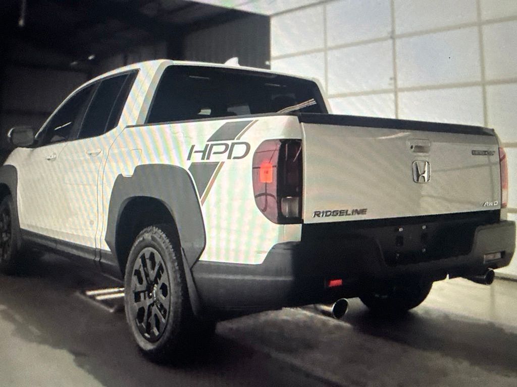 2023 Honda Ridgeline RTL White at Brown Honda