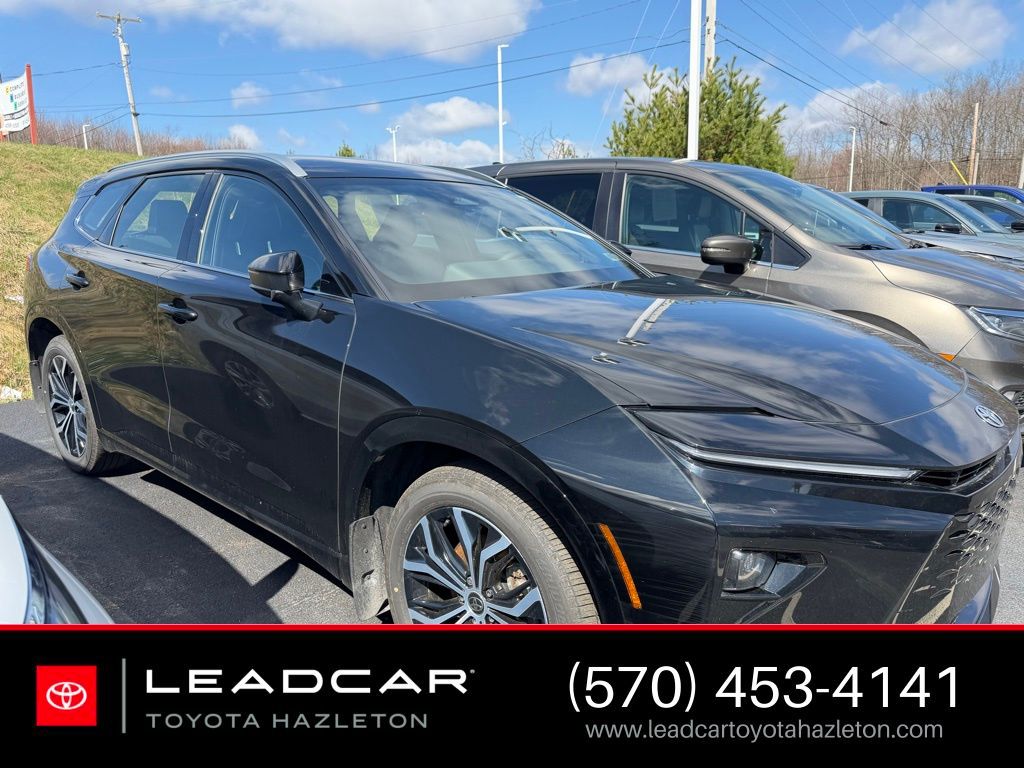 Black 2025 Toyota Crown Signia XLE AWD SUV / Crossover All-Wheel Drive Continuously Variable Transmission