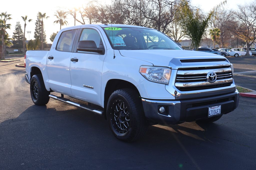 2017 Toyota Tundra SR5 3