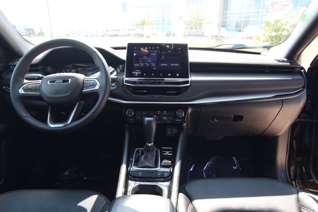 Used 2025 Jeep Compass SUV