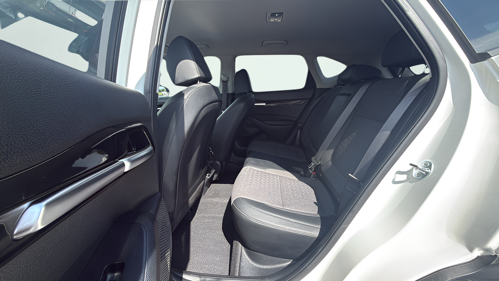 Used 2025 Kia Seltos SUV