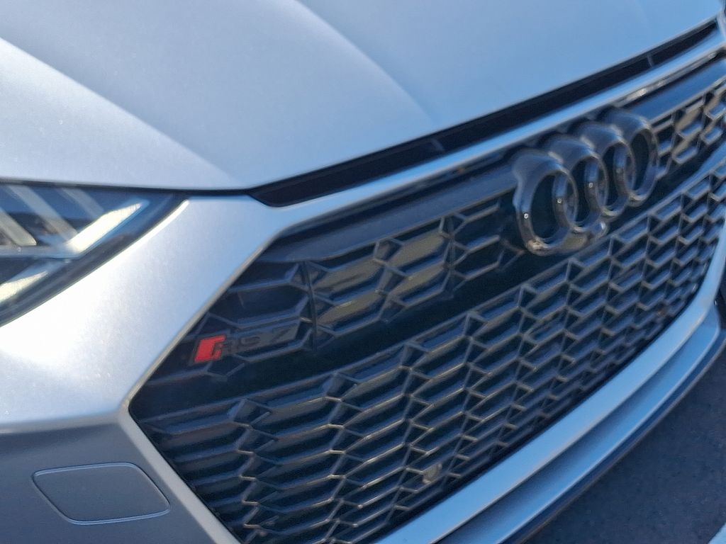 Thumbnail: 2021 Audi RS 7 - 4