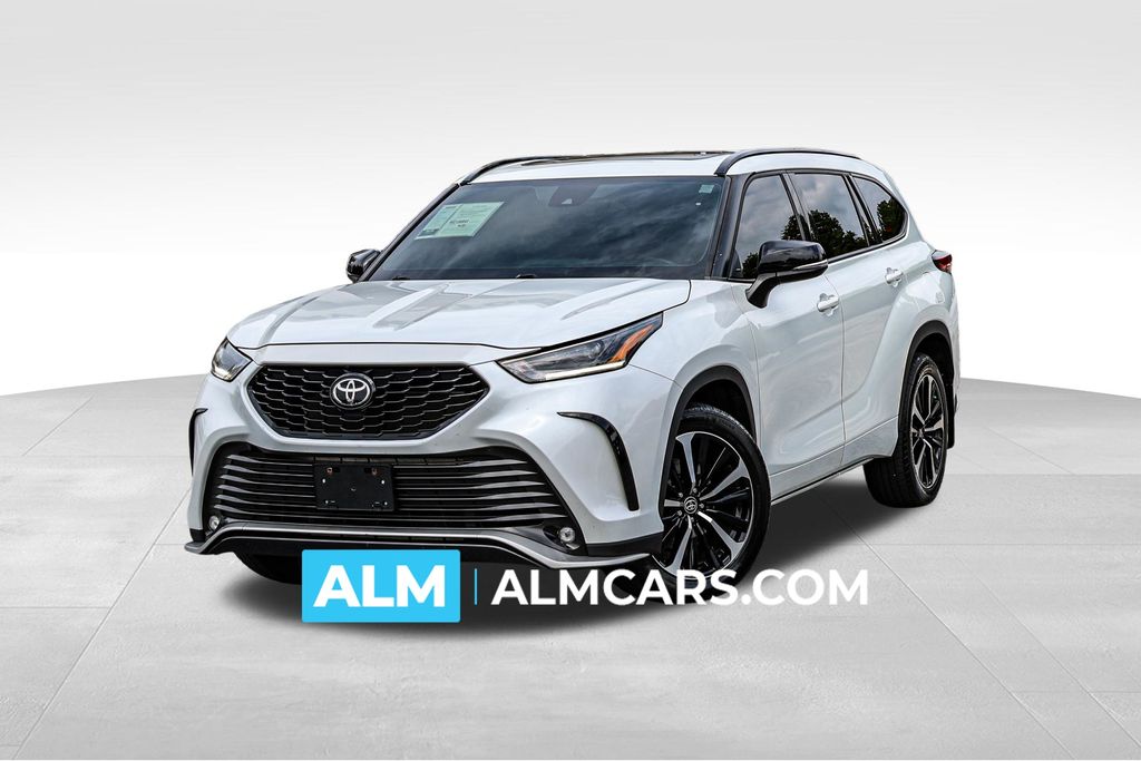 2022 Toyota Highlander XSE