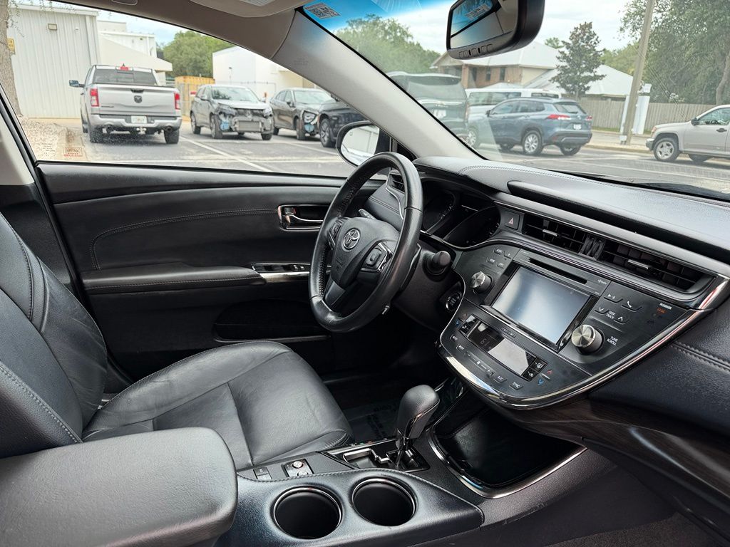 Used 2016 Toyota Avalon Sedan