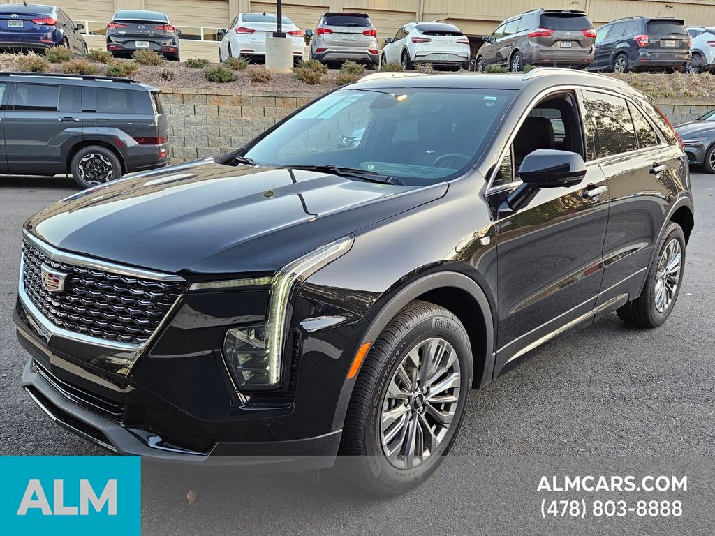 2025 Cadillac XT4 Premium Luxury FWD