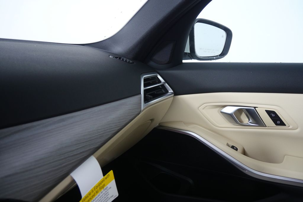 Thumbnail: 2026 BMW 3 Series - 25