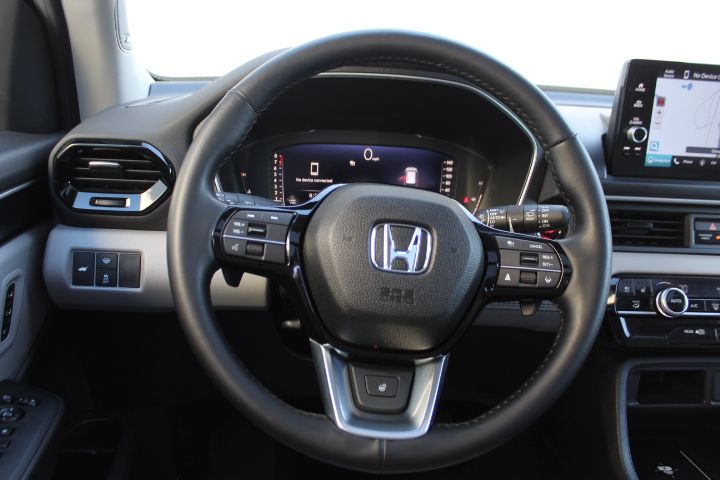 Used Car 2024 Honda Pilot  Elite For Sale Under $50,000 In Georgetown, Texas