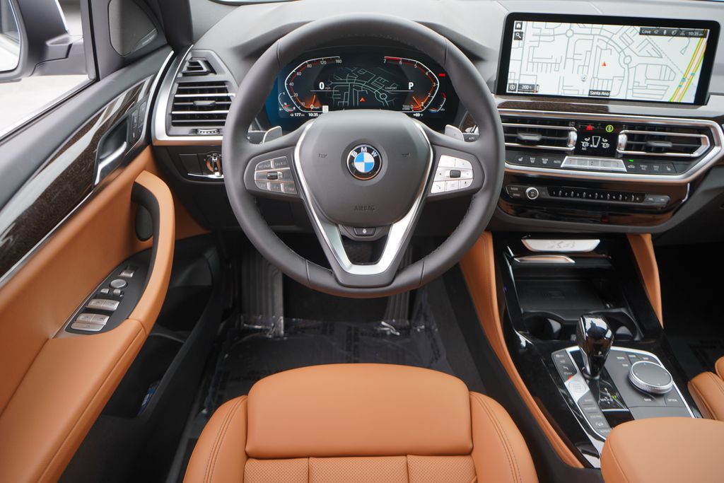 2025 BMW X4 xDrive30i 14