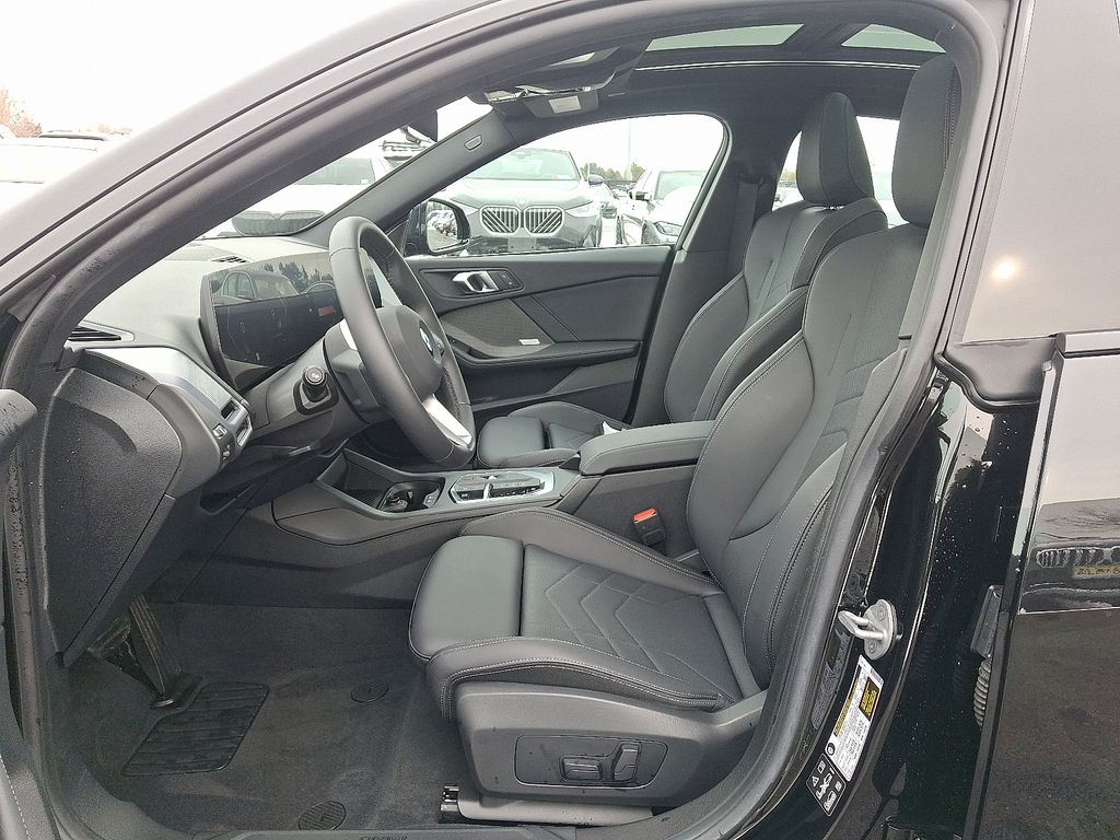 Thumbnail: 2025 BMW 2 Series - 14