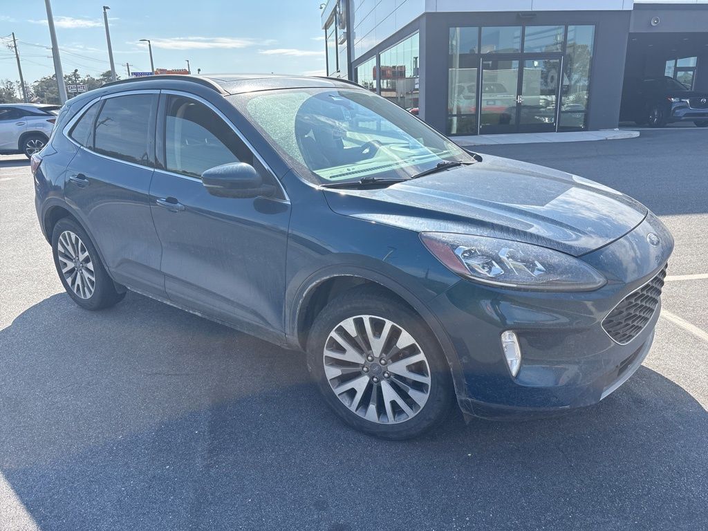 2020 Ford Escape Titanium