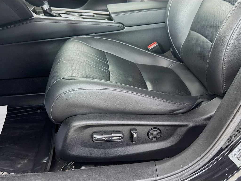 Used Car 2021 Honda Accord  Ex-l For Sale Under $25,000 In Austin, Texas