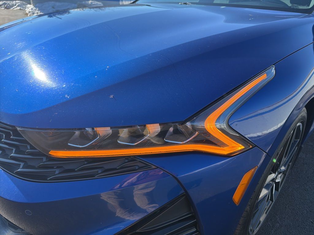 Thumbnail: 2022 Kia K5 - 9