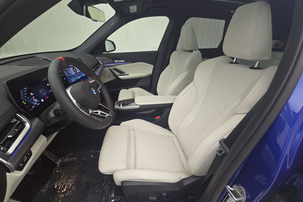 2026 Bmw X1 M35i photo 10