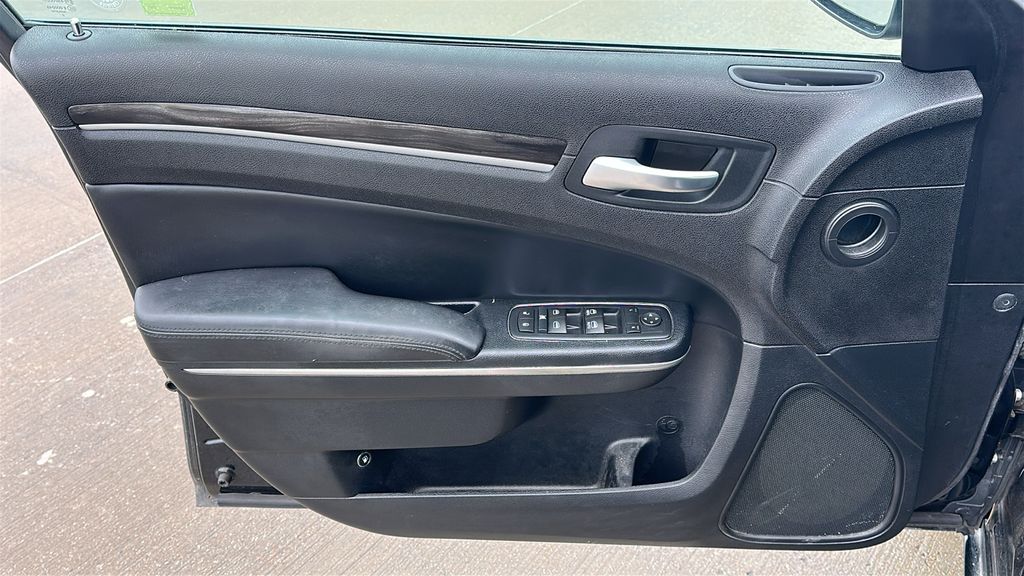 2015 Chrysler 300 Limited Black at Classic Elite Chevrolet Sugar Land