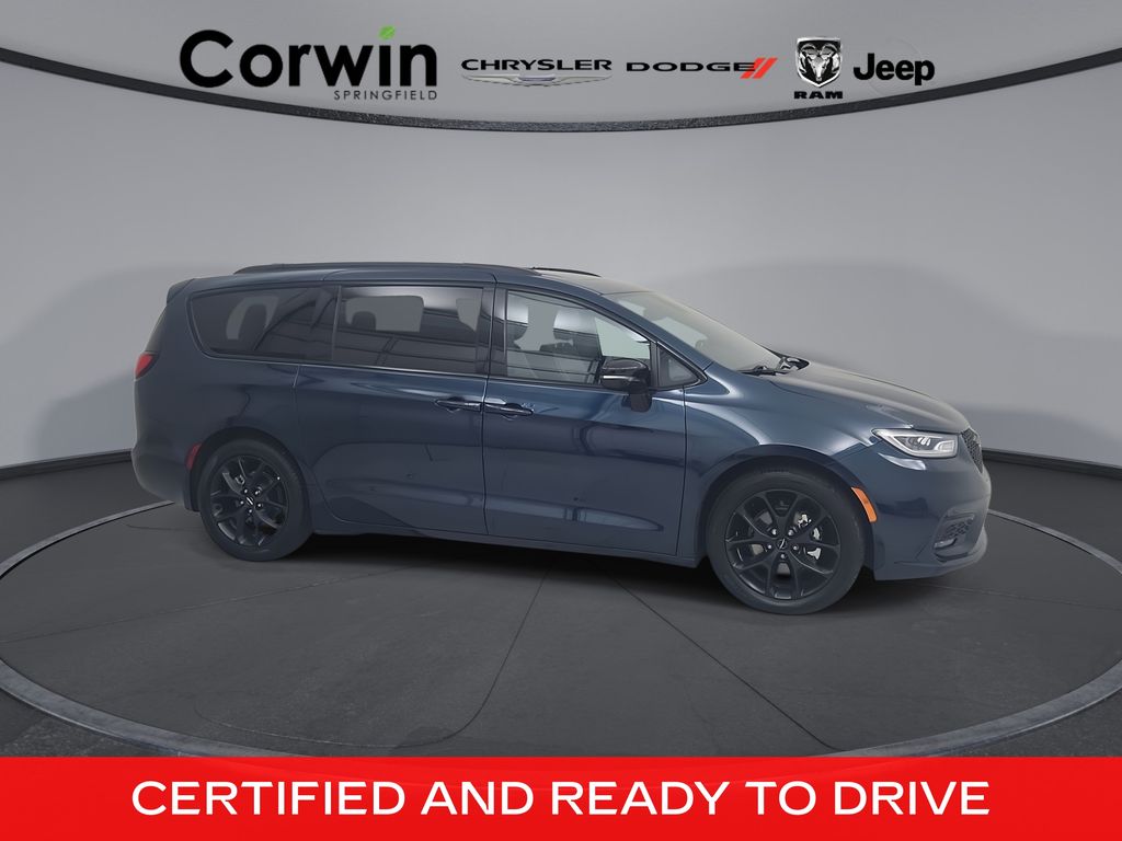 Fathom Blue Pearlcoat 2025 Chrysler Pacifica Minivan Front-Wheel Drive 9-Speed Automatic
