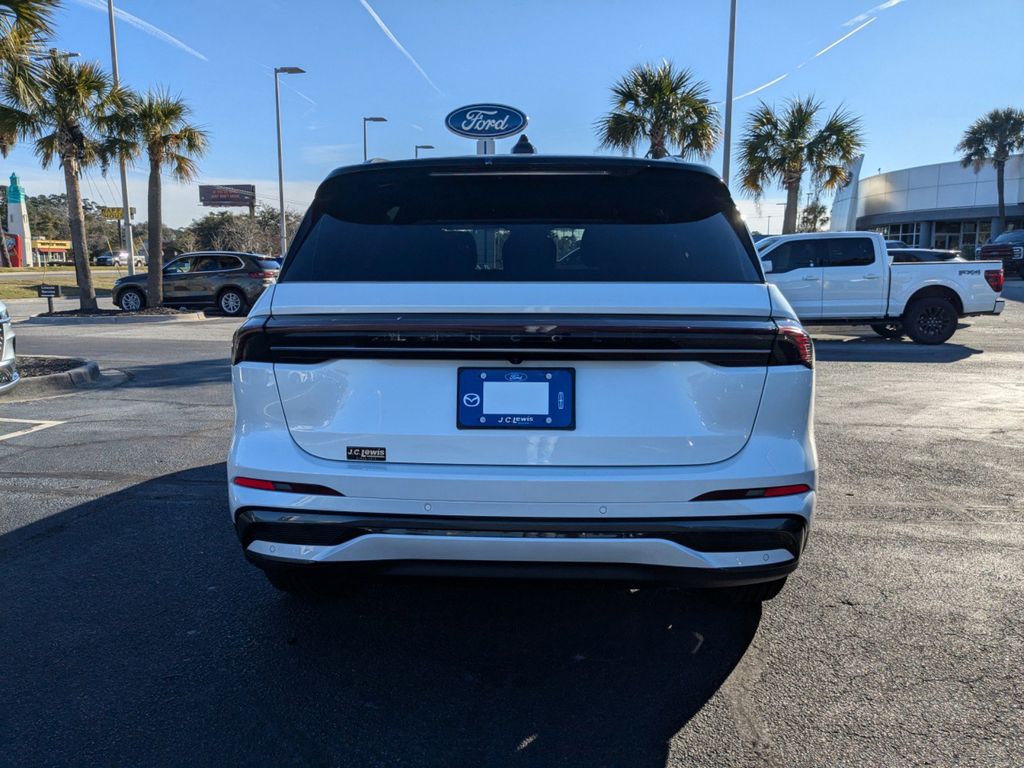 2025 Lincoln Nautilus Hybrid Reserve