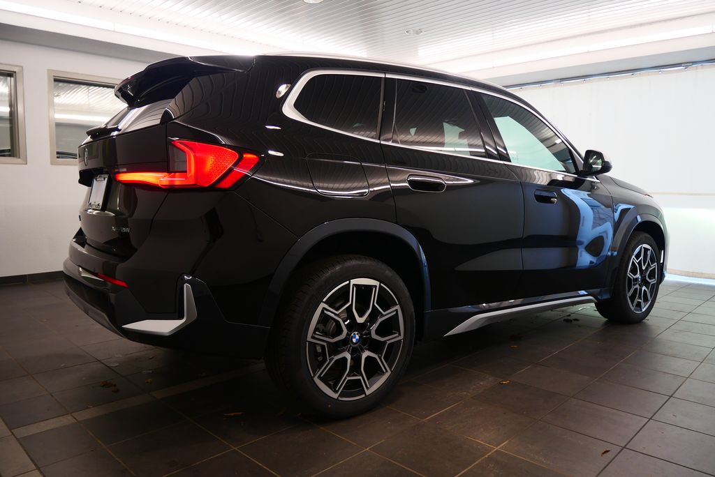 2024 BMW X1 xDrive28i 4