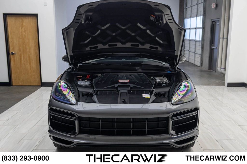 2023 Porsche Cayenne Coup Turbo - Photo 105