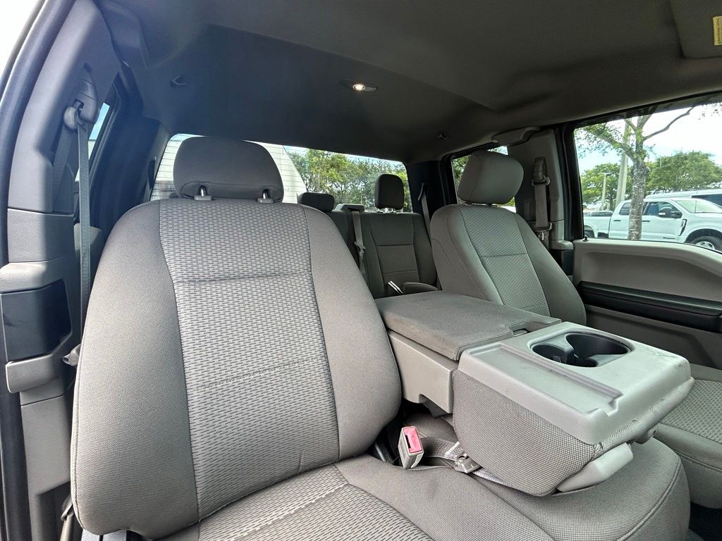 Used 2018 Gray Ford XLT image 29