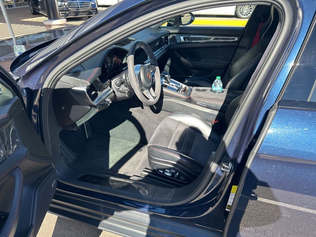 Thumbnail: 2019 Porsche Panamera - 5