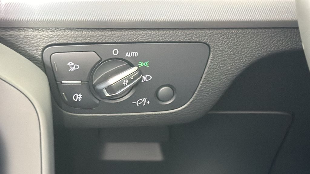 2025 Audi Q5  19