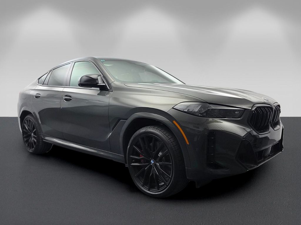 2027 BMW X6 M60i